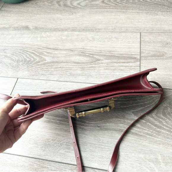 Darling Red Faux Leather Clutch Shoulder Bag - Picture 3 of 14